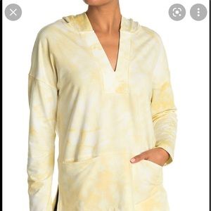 Melloday hoodie size small